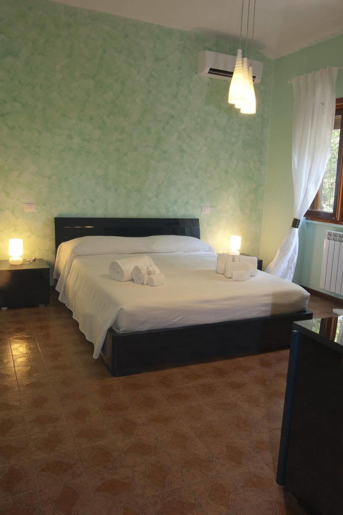 Bed & Breakfast Domus In Viridi Rom